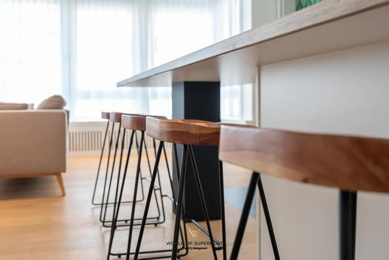 Rock & Roll Chic Apartment Near Oostende